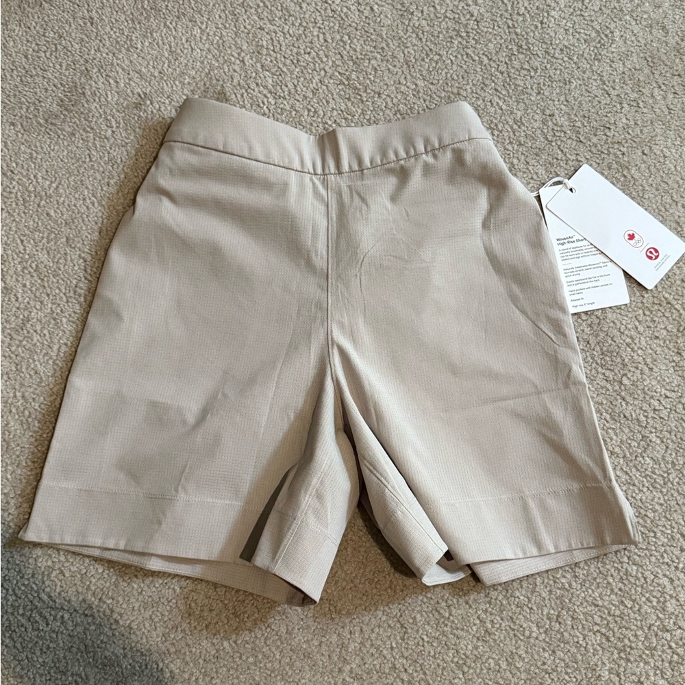 Team Canada lululemon Women's Beige WovenAir High-Rise shorts. 6 inch